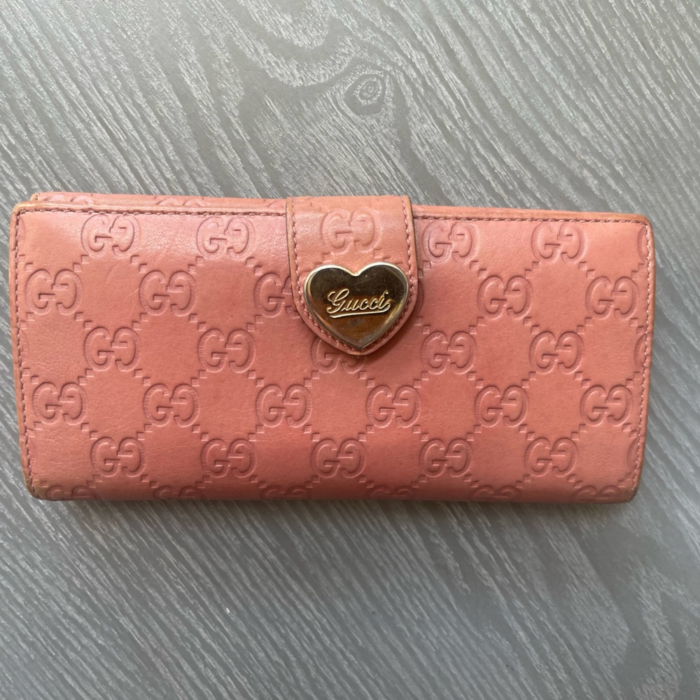 Gucci Guccissima pink leather monogram heart wallet